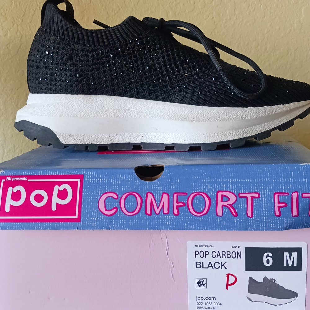 Pop BY EDL Women's Black Comfort Fit Sneakers Size 6